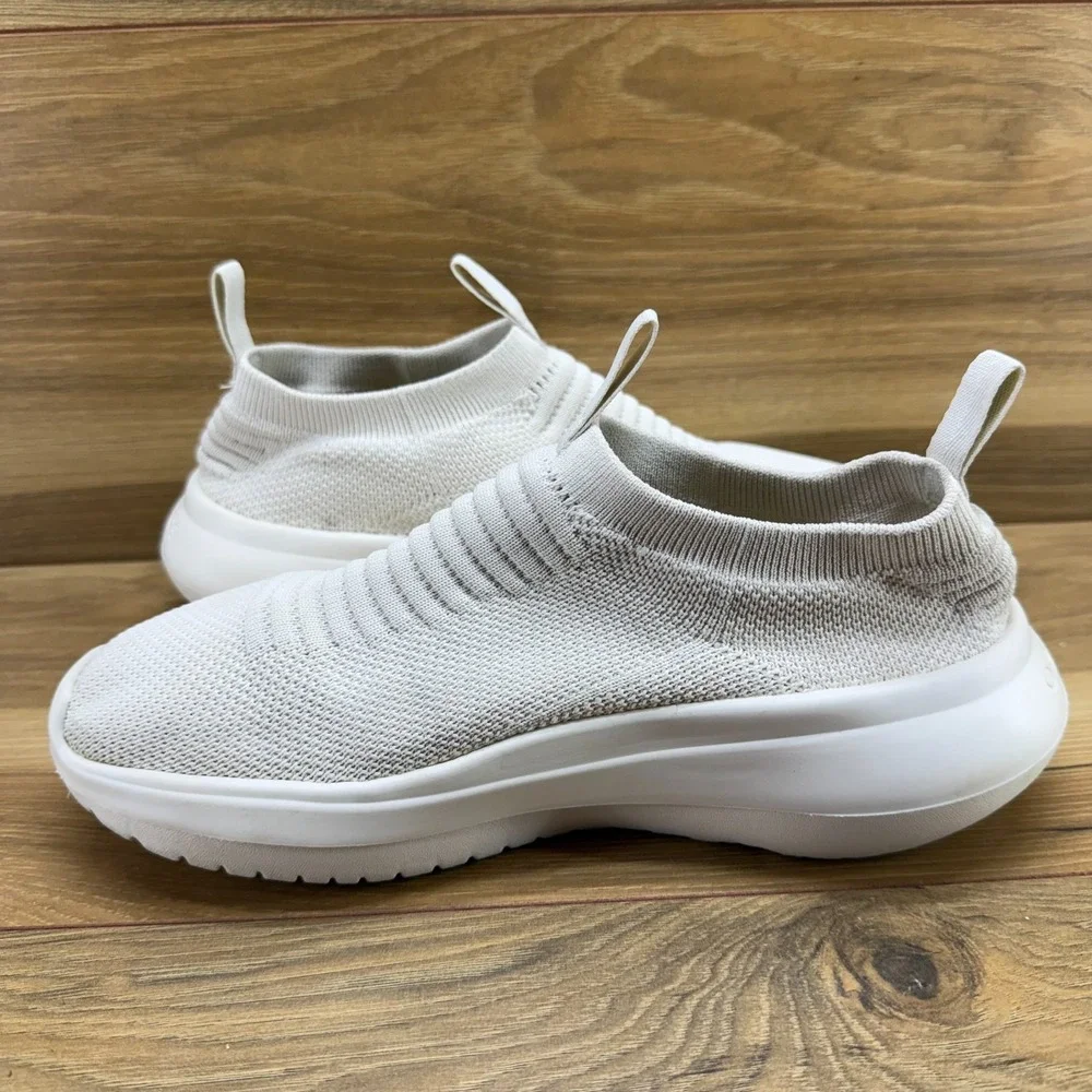 Oofos Oomy Zen Slip On Shoes Womens 8 EU 39 Chalk White Knit Recovery Sneakers